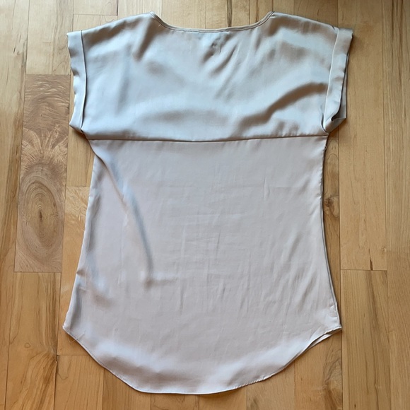 Express short sleeved shirt - Picture 3 of 4